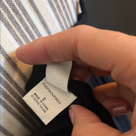 🛑 1 hour sale. NWT. Badgley Mischka, Small, Elegant Black Fringe Dress, so soft - Picture 8 of 11